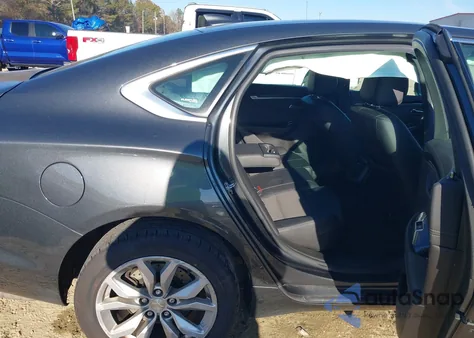 2019 Chevrolet Impala Lt z USA, uszkodzony, nr VIN 2G11Z5S39K9106849